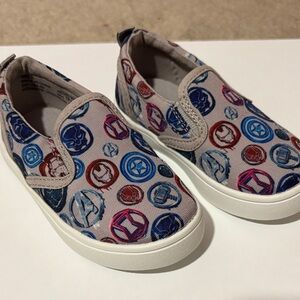 NEW Marvel Kids Sneakers with Superhero Emblems